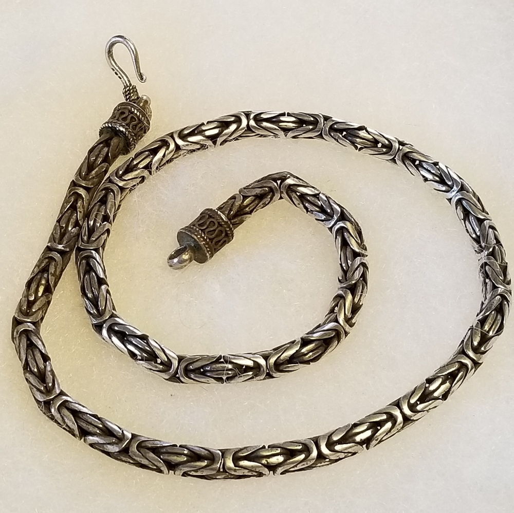 VERY RARE Silpada Sterling Silver Byzantine Necklace - Picture 9 of 10